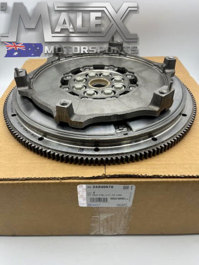 Luk Gm Oem Heavy Duty Clutch Kit Suits Ls1 Ls2 L98 Ls3 Vt Vx Vy Vz Ve T56 (Copy)