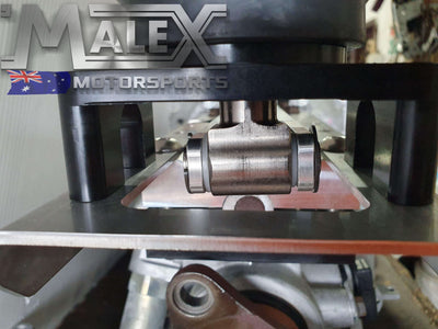Malex Shifter Relocation 770Mm Kit For Gm Ve/Vf T56/Tr6060 & 1350 Uni Joint Adapter