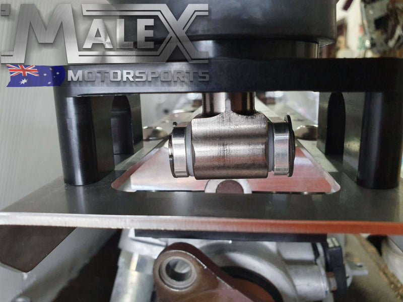 Malex Shifter Relocation 770Mm Kit For Gm Ve/Vf T56/Tr6060 & 1350 Uni Joint Adapter