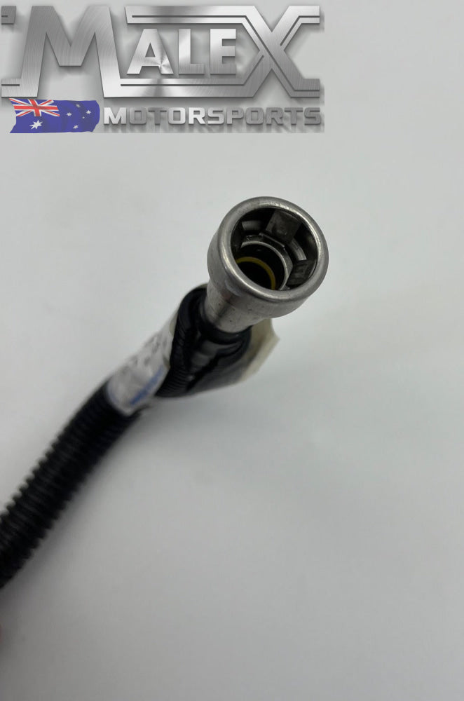 Ve Vf V8 Fuel Feed Hose Line Suits Commodore Ls Hsv Gts Ss 92224288